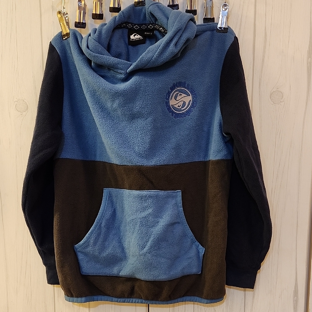 Quiksilver Two-Tone Blue and Black Pullover